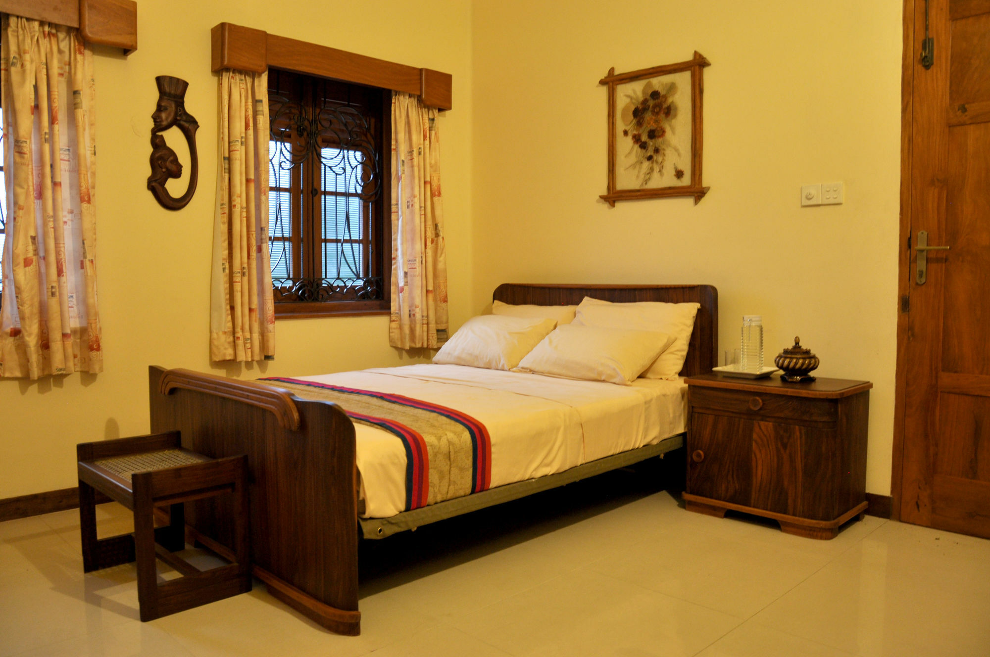 Serene Villa Ratnapura Bagian luar foto